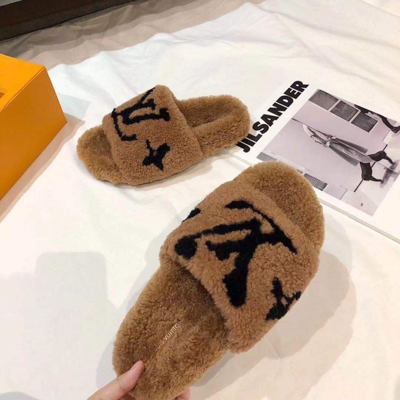 Louis Vuitton Slippers